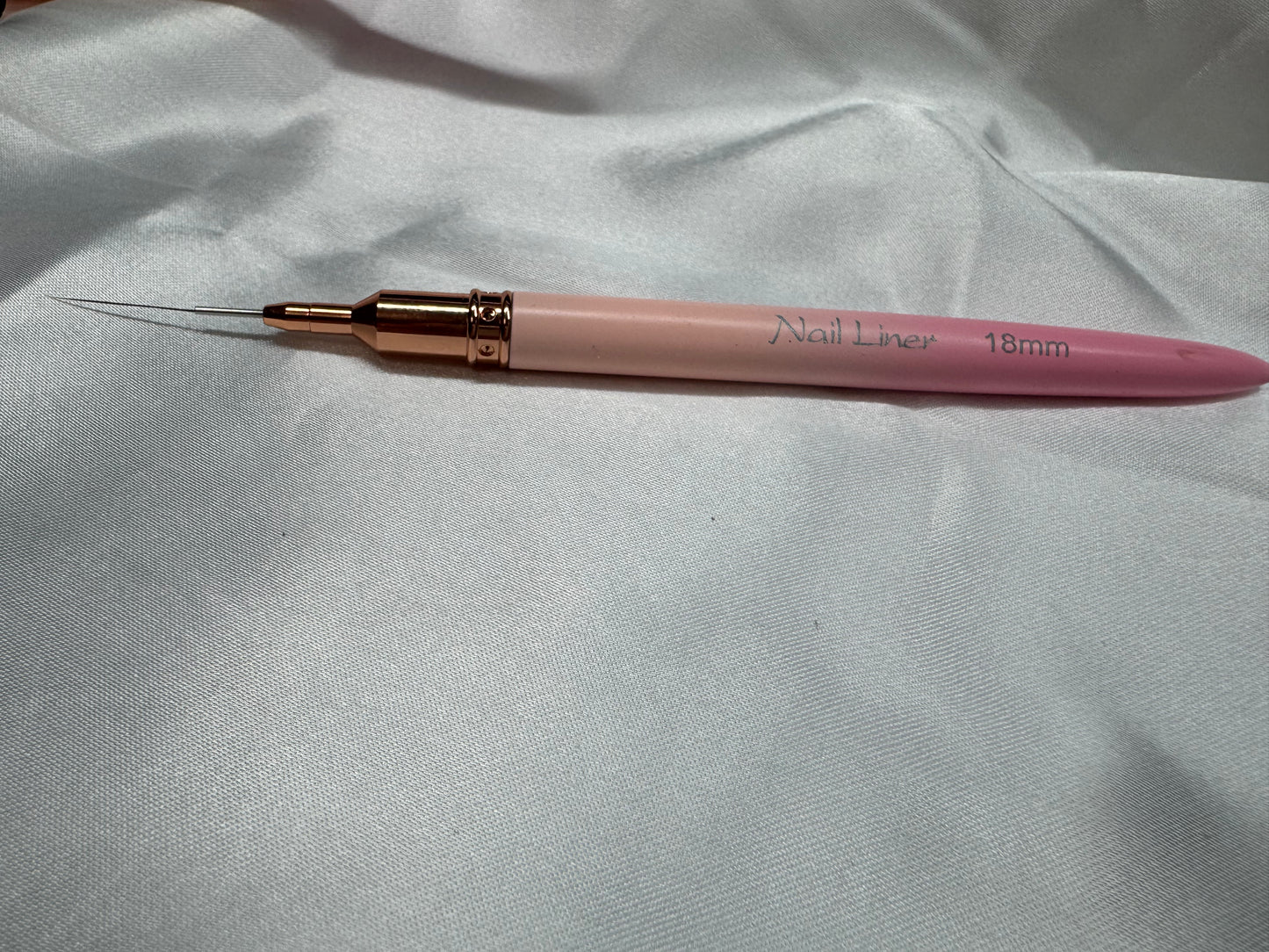 Size 18mm liner brush